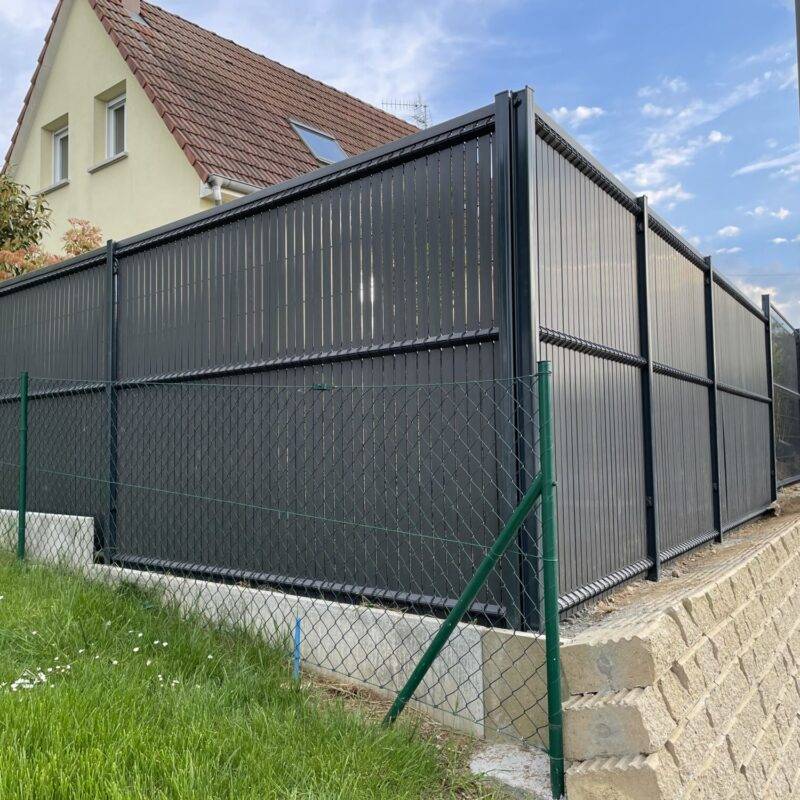 Installation de clôtures, panneaux et portails à proximité d&#8217;Altkirch et Saint-Louis Valentigney